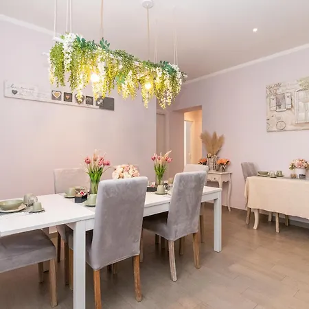 Bed & Breakfast La Vecchia Tenenza 4*