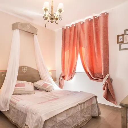 Bed & Breakfast La Vecchia Tenenza 4*
