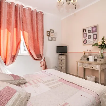 La Vecchia Tenenza Bed & Breakfast 4*