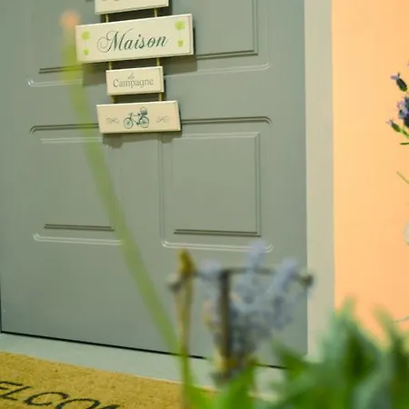 Bed & Breakfast La Vecchia Tenenza 3*