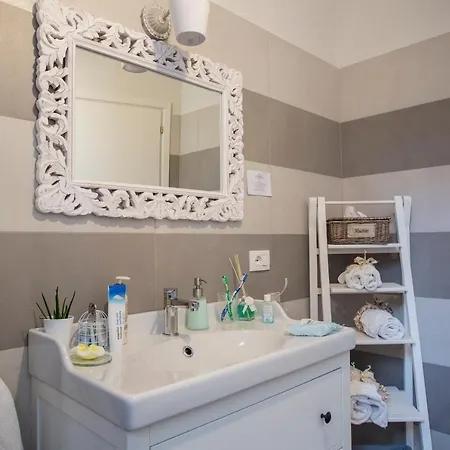 La Vecchia Tenenza Bed & Breakfast 3*