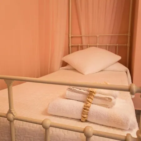 Bed & Breakfast La Vecchia Tenenza 4*