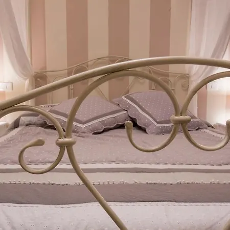 La Vecchia Tenenza Bed & Breakfast