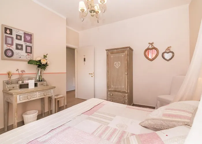Bed and Breakfast La Vecchia Tenenza 4*