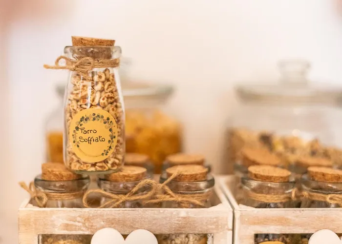 La Vecchia Tenenza Bed and Breakfast