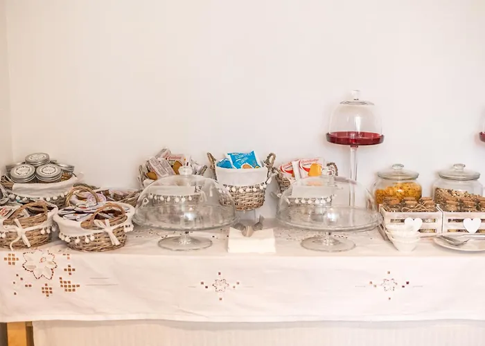 Bed and Breakfast La Vecchia Tenenza