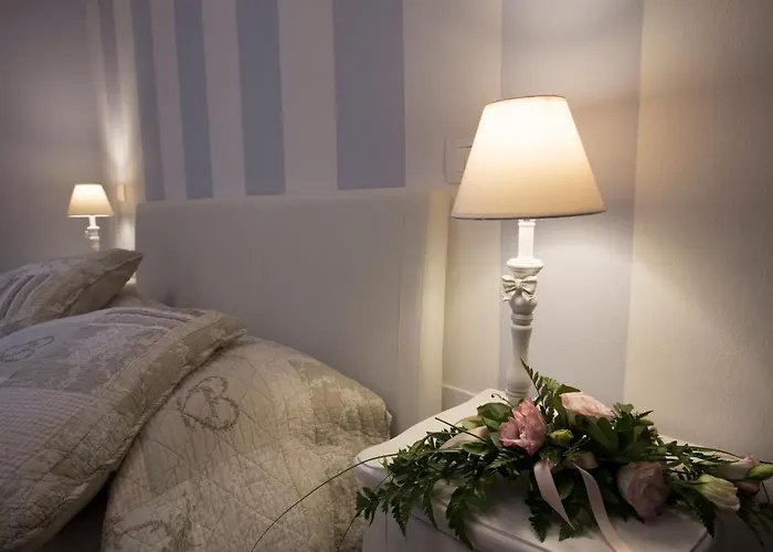 فندق مبيت وإفطار La Vecchia Tenenza 4*