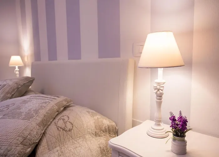 Bed and Breakfast La Vecchia Tenenza 4*