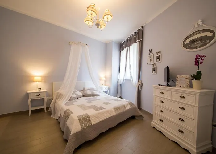 فندق مبيت وإفطار La Vecchia Tenenza