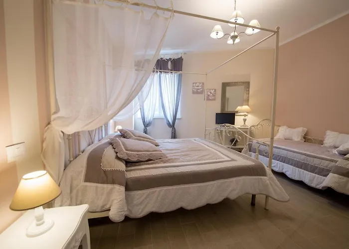 فندق مبيت وإفطار La Vecchia Tenenza