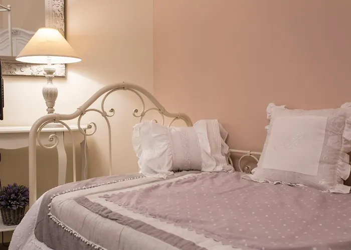 فندق مبيت وإفطار La Vecchia Tenenza 4*